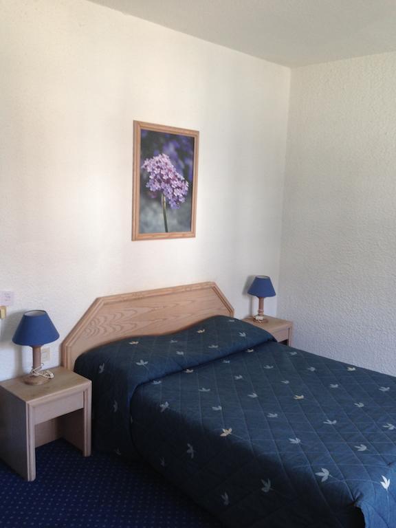 Hotel De La Poste Douvaine Bilik gambar
